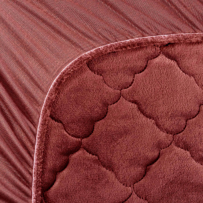 Plush Quilted Fleece Fitted Sheet Burgundy