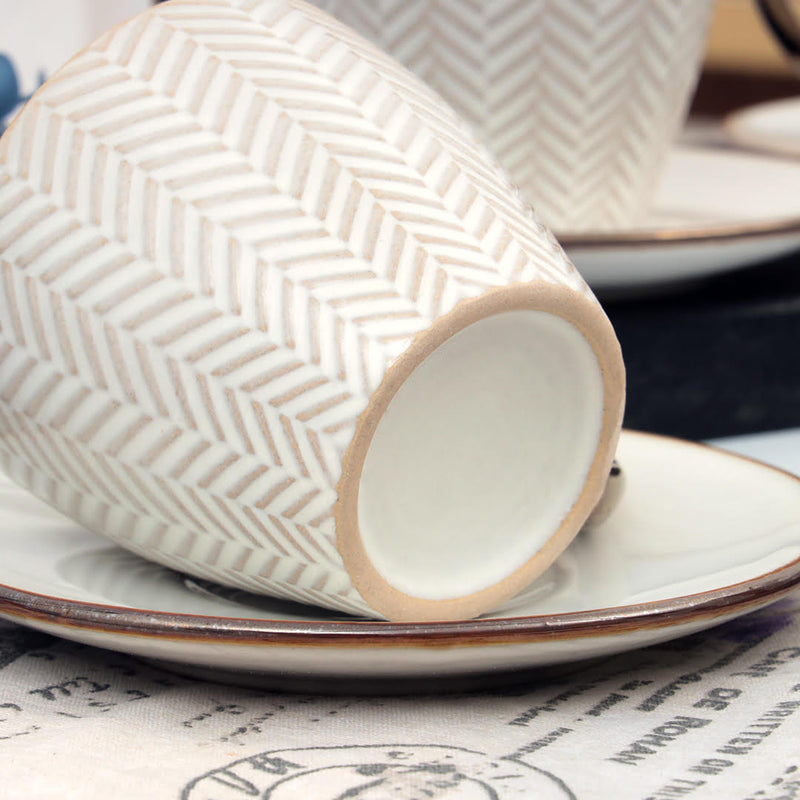 Scallop Gold Rim Chevron Ceramic Cup Set 12 Pcs