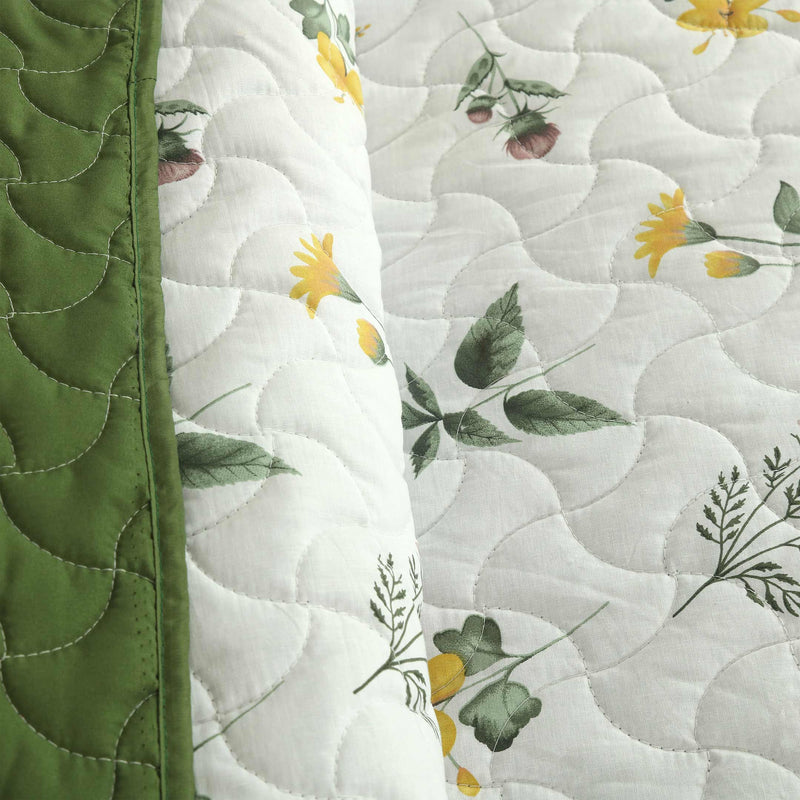 Verdant Bloom Quilted Bedspread