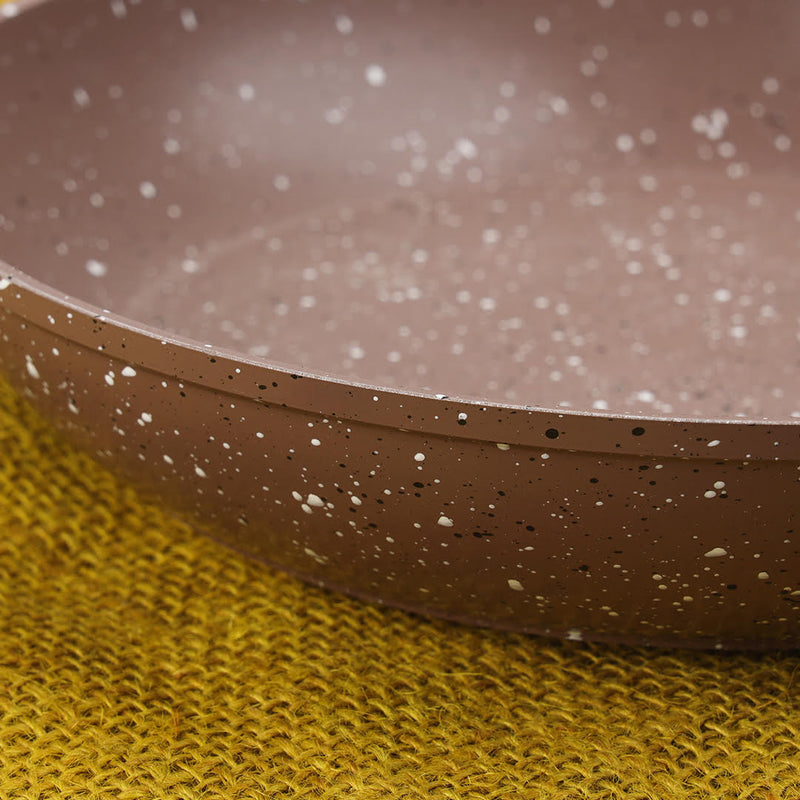 Universal No Fumes Brown Non-Stick Frying Pan