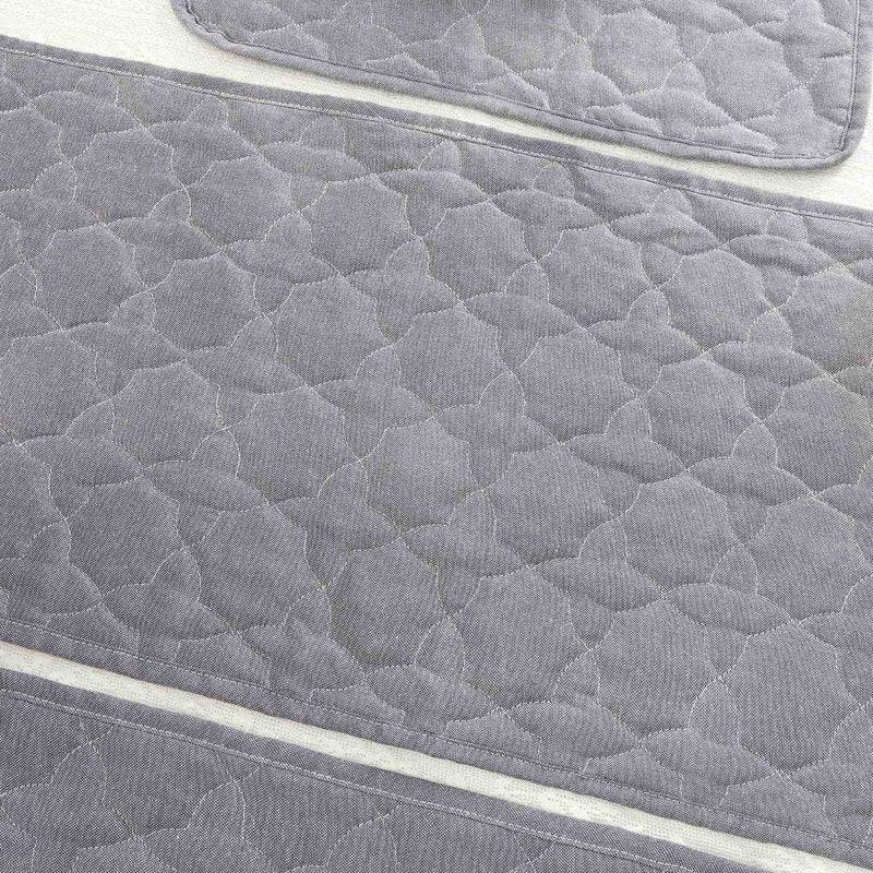 Luxe Quilt - Dining Table Set