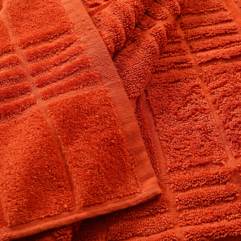 Premier Quality Strip Pattern Bath Towels